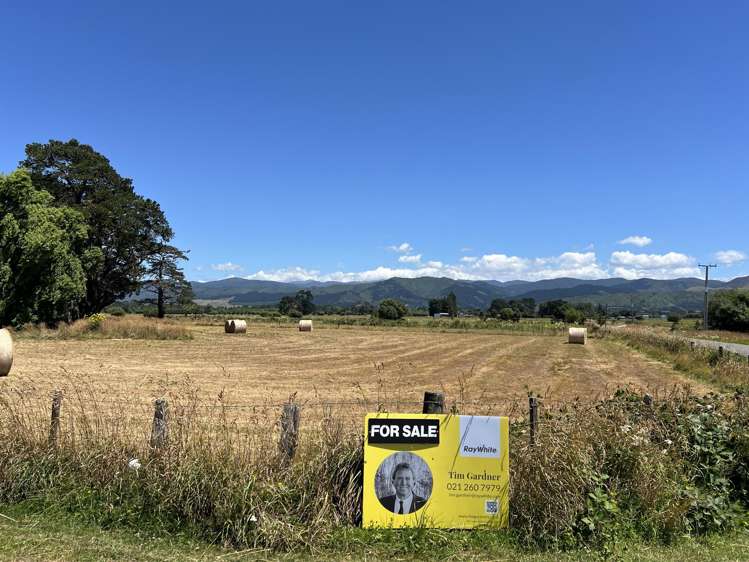 136 Lincoln Road Carterton_25