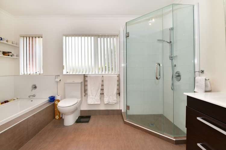 110 Lakeside Drive Orewa_15