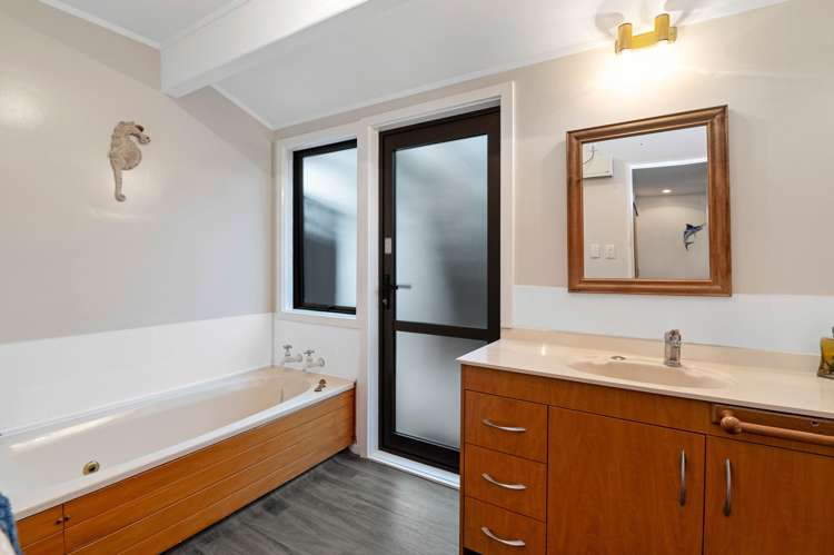 19b Peachgrove Terrace Hillcrest_13