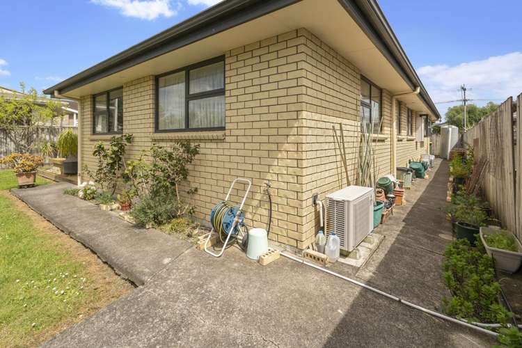 31a Archibald Road Kelston_14