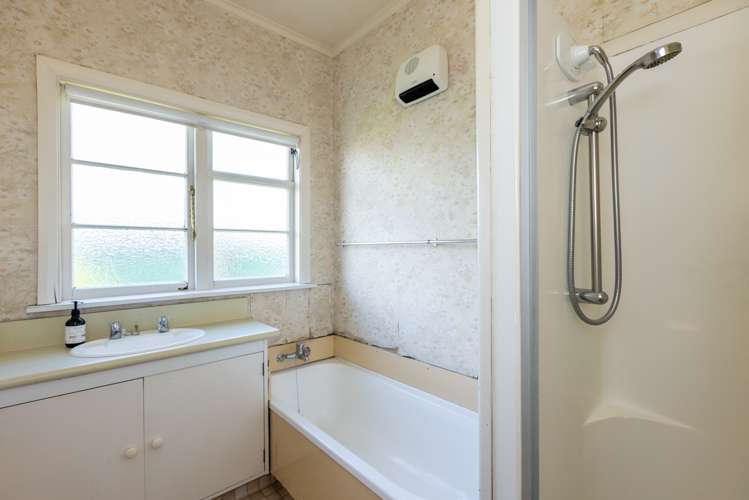 17 Avenue Road Greenmeadows_13