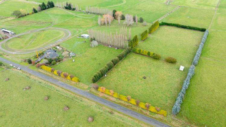 43 Charlton Siding Road Gore Surrounds_22