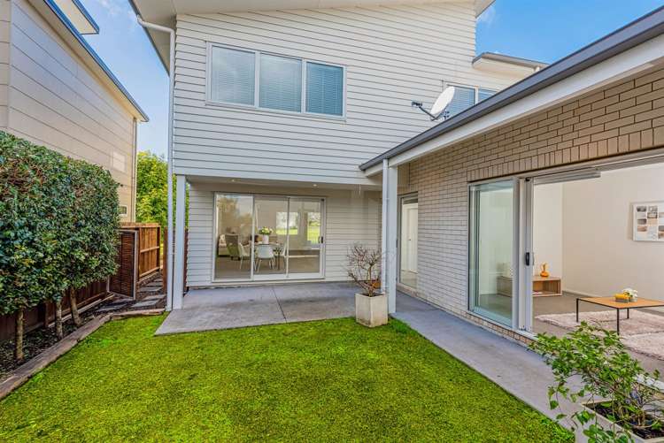 8 Toheroa Street Hobsonville_13