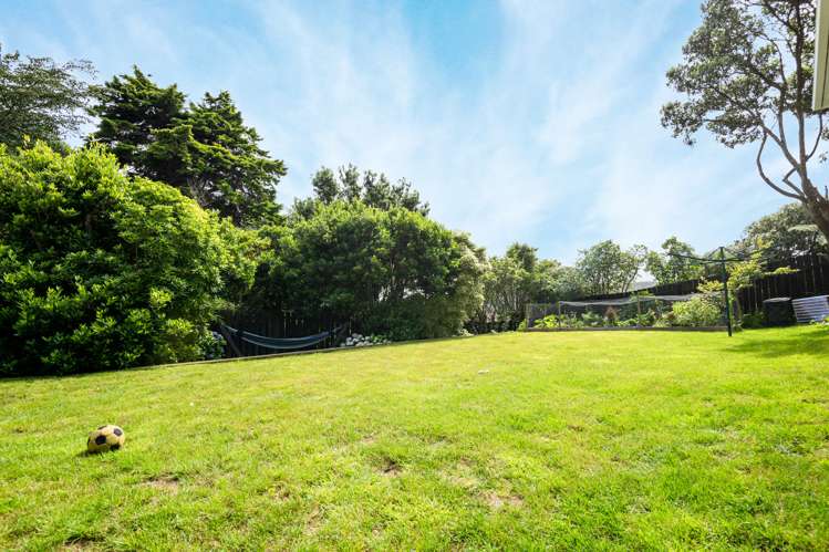 8 Tui Terrace Tawa_19