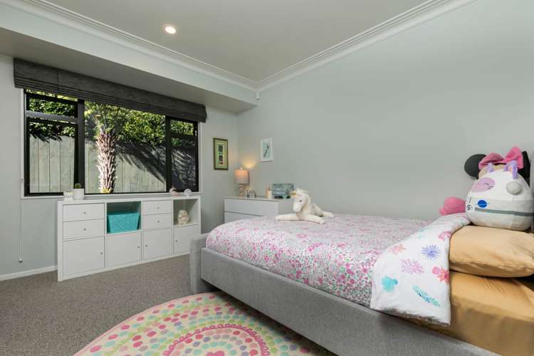 10 Almond Grove Greenhithe_10