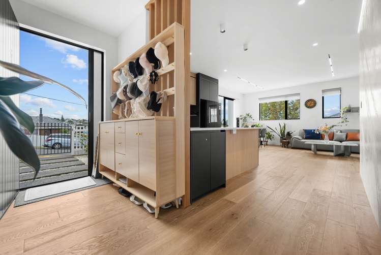 6a Raeben Avenue Hillcrest_13