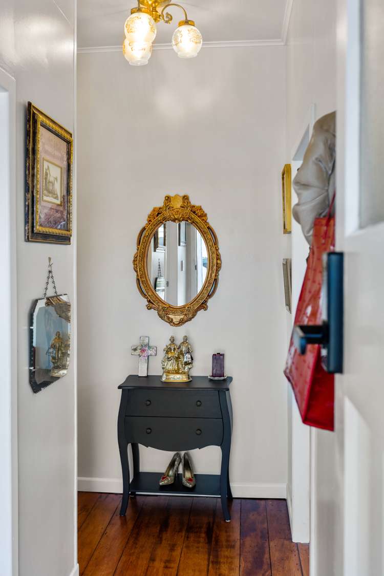 98a Young Street New Plymouth Central_23