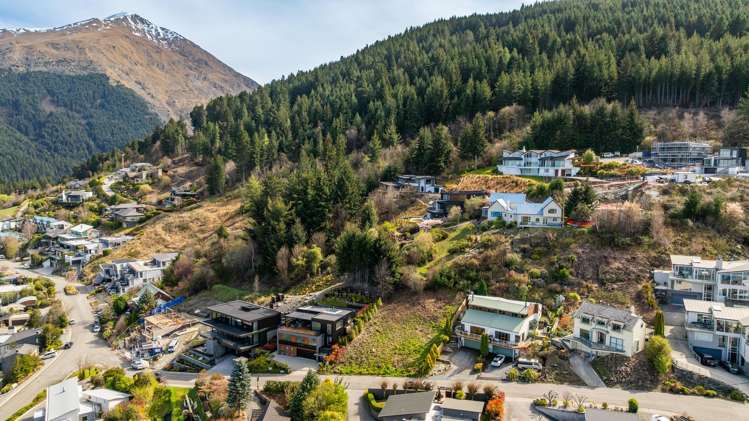 8 Manchester Place Queenstown_6