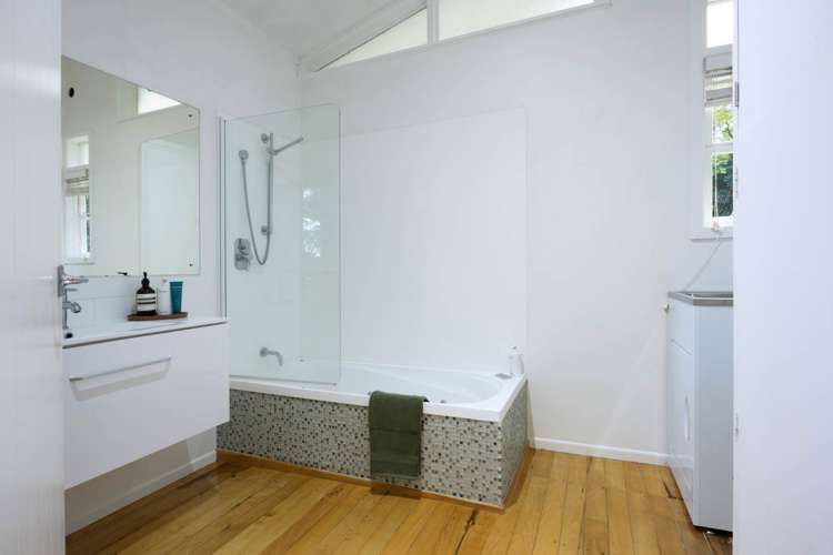 45 Tane Road Laingholm_9