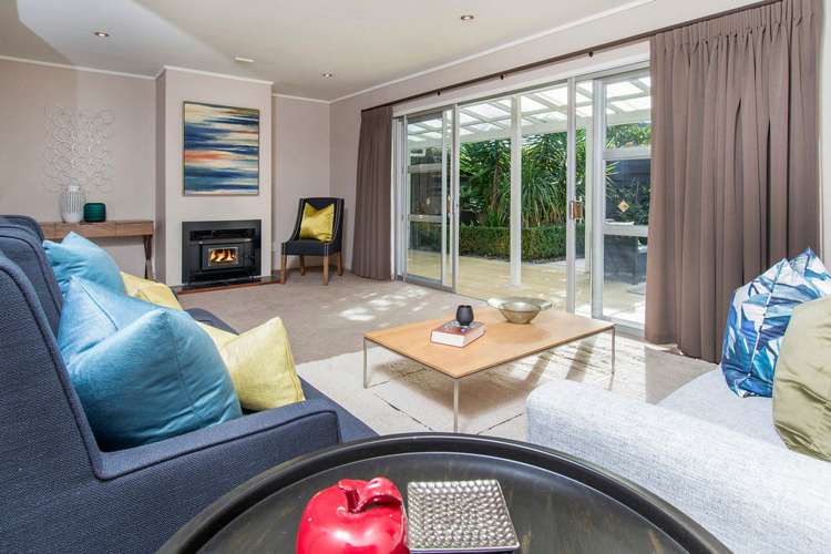 6 Hartles Place Mellons Bay_5