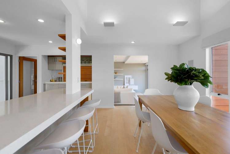 10 Smugglers Cove Scarborough_13