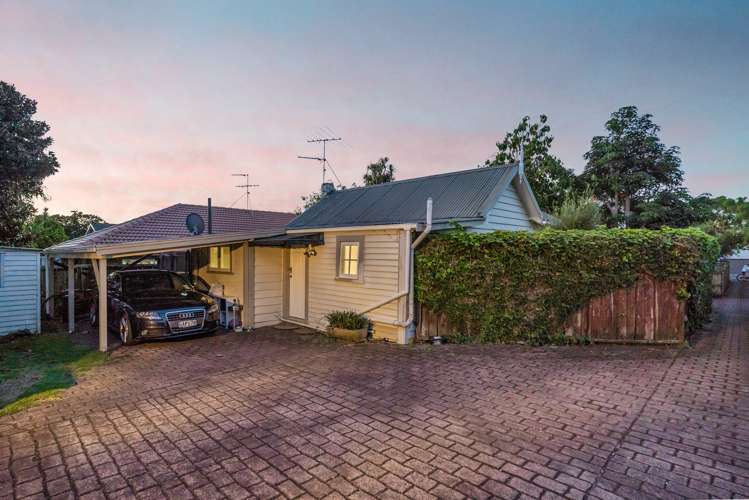 54a Peary Road Mount Eden_12