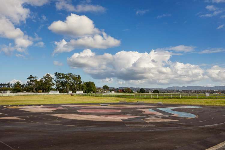 201/26A Racecourse Parade Avondale_32