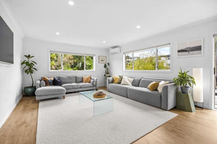21A Kelwyn Road Kelston_9