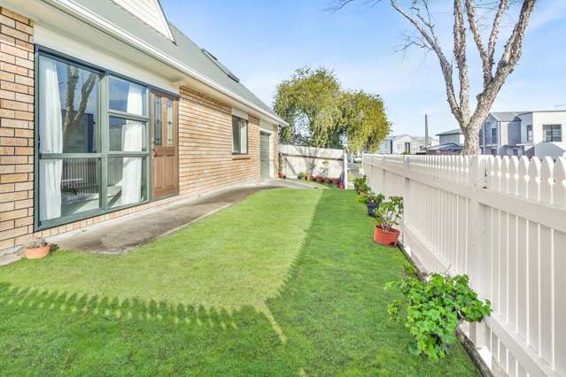 A/10 Jones Crescent Melville_1