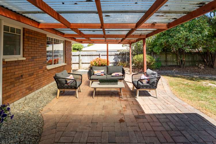 14 Vining Crescent Stoke_12