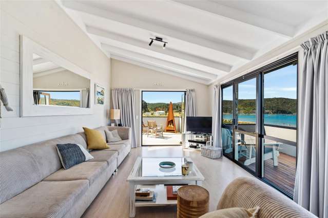 14 Logan Nicks Place, Bland Bay Oakura Coast_2