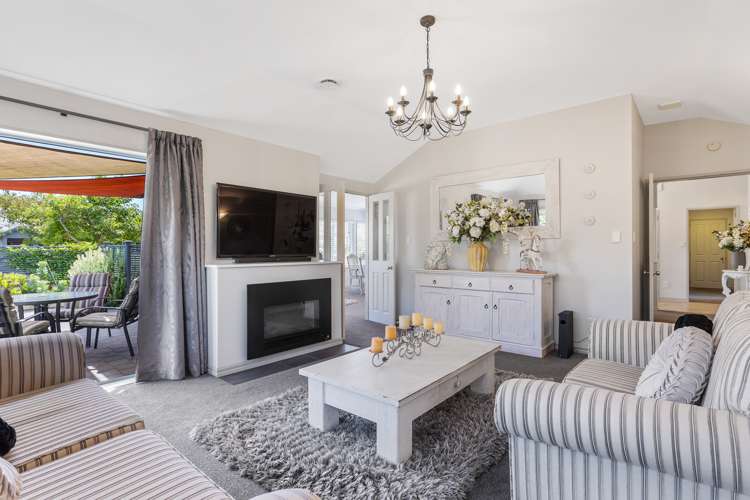 22 Manor Park Drive Pyes Pa_20