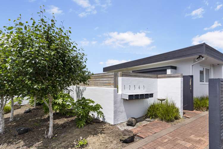 1/51 Uxbridge Road Mellons Bay_17