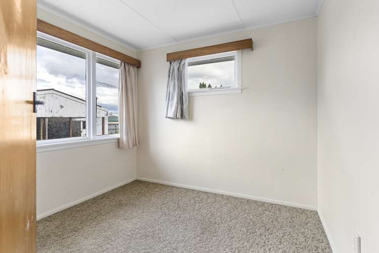 6 Tait Crescent Featherston_11