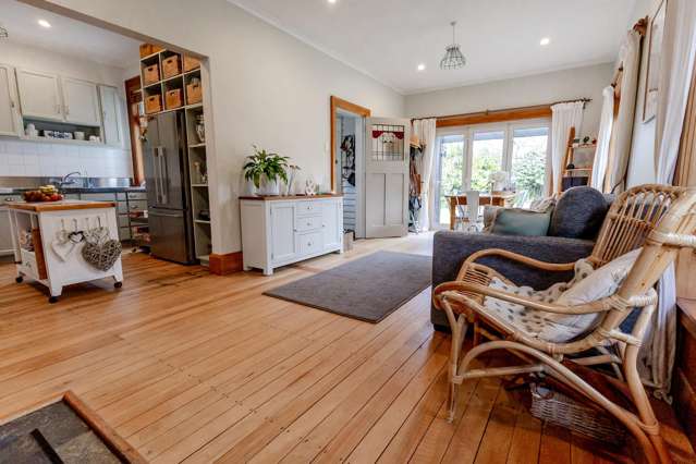 165 Hampden Street Hokitika_3