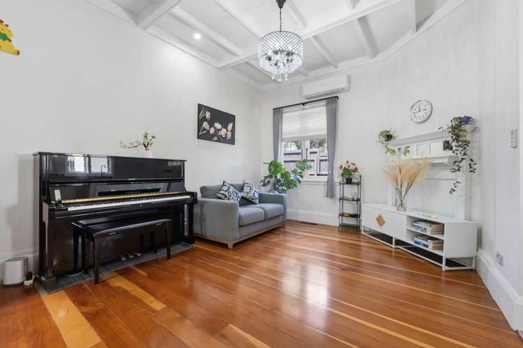 75 Alberton Avenue Mount Albert_4