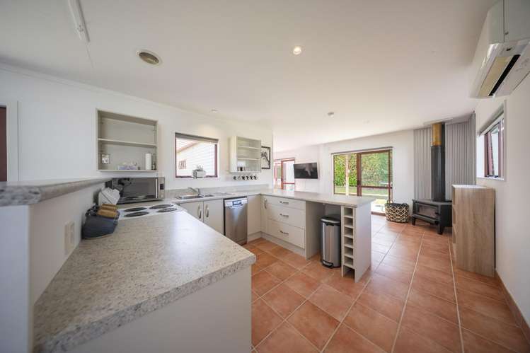 13 View Street Manapouri_10