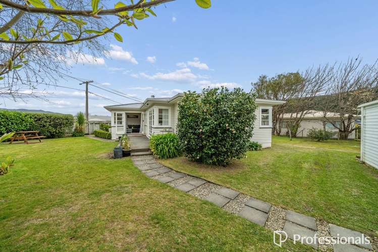 63 Main Road Wainuiomata_21