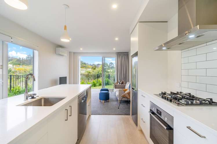 54 Koreke Close Kenepuru_3