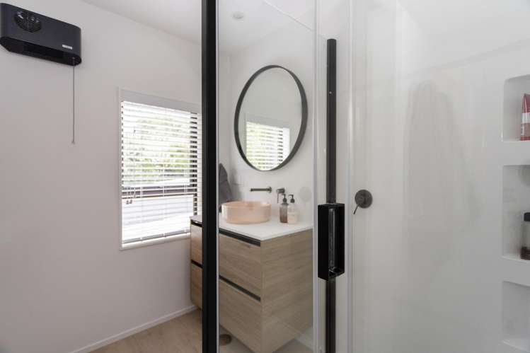 94-98 Weston Road Weston_12