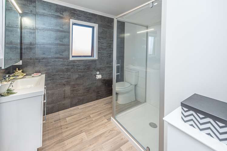 20 Magnolia Crescent Tawhero_10