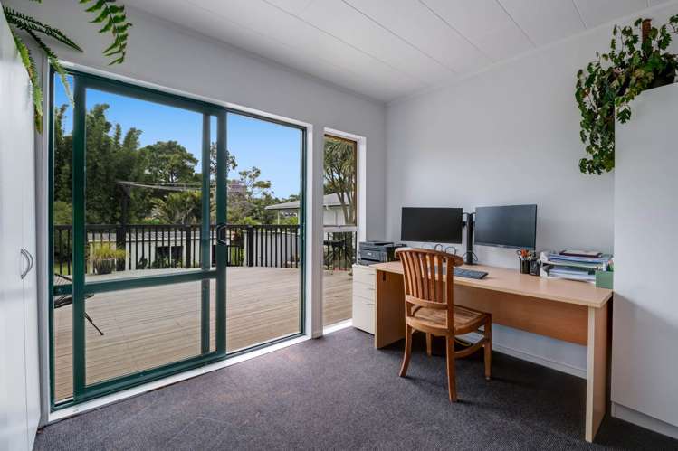 119 Awaroa Road Helensville_32