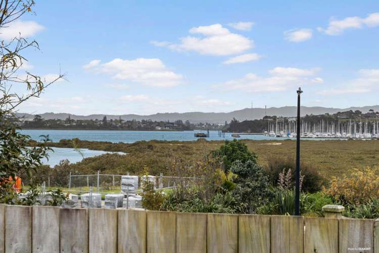 11 Ngaroma House Drive Hobsonville_17