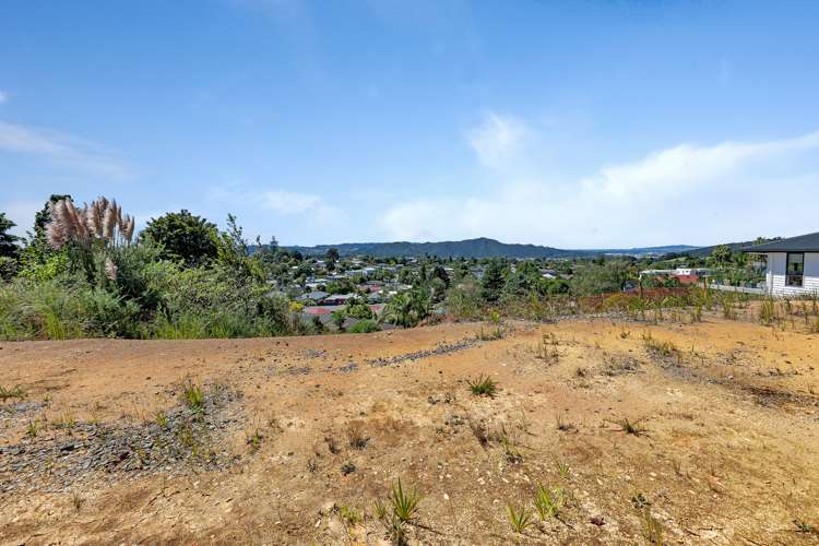 12 Magnolia Avenue Kamo_24