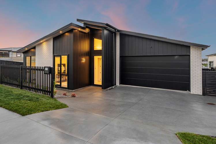 105 Skulander Crescent_2