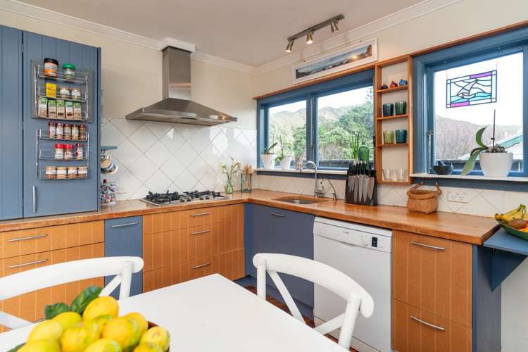 108 Wellington Road Paekakariki_15