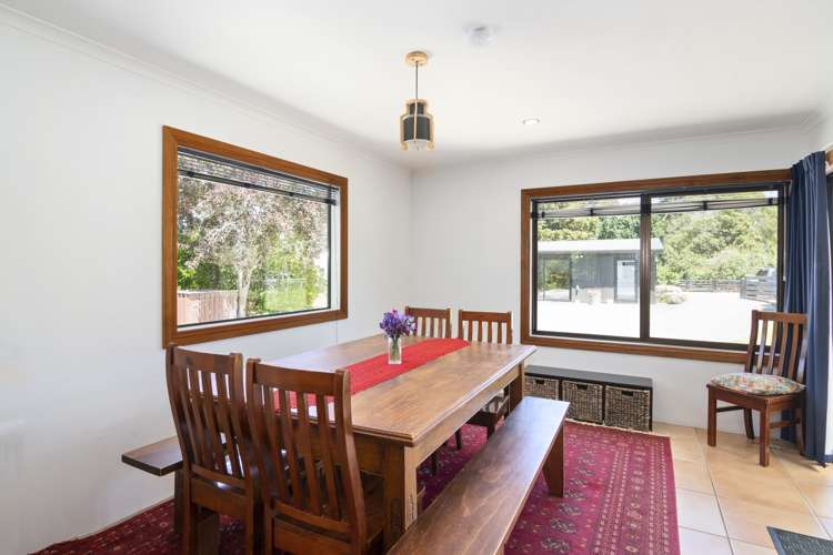 97 Pigeon Valley Road Wakefield_10