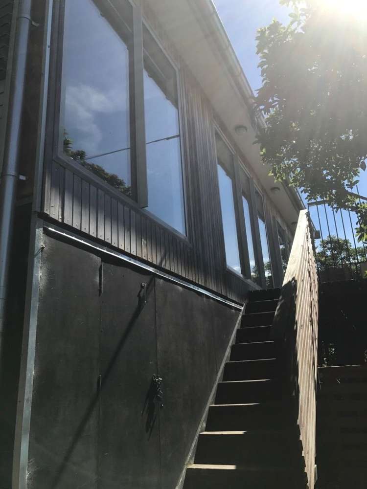 9 Fortification Road Karaka Bays_0