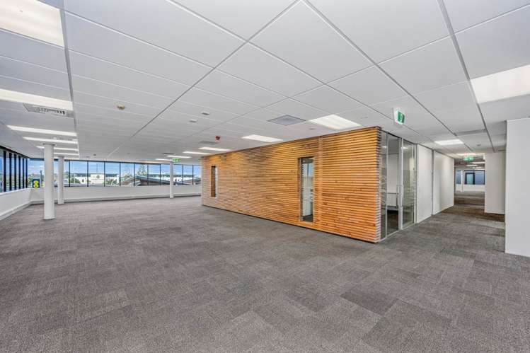 Level 2/15 Putney Way Manukau_6