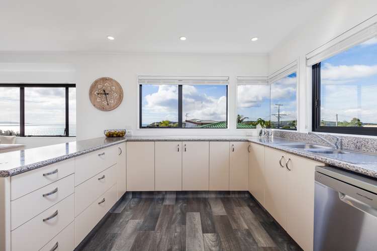 1418 Whangaparaoa Road Army Bay_11