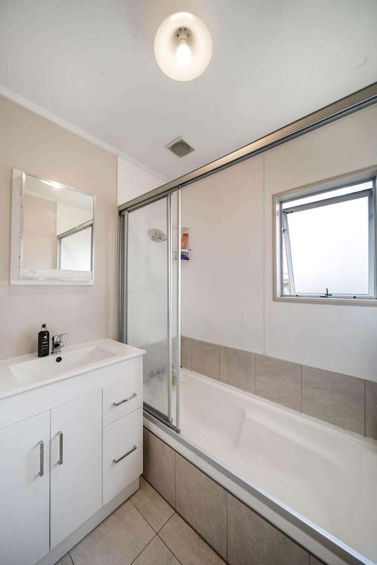 2/34 Druces Road Wiri_6