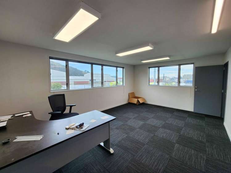 2B Lock Crescent Hillsborough_12