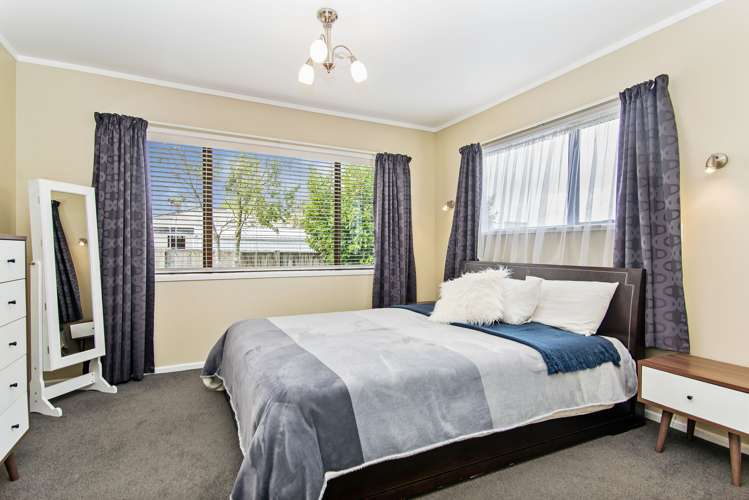 100 Chislehurst Street Henderson_12