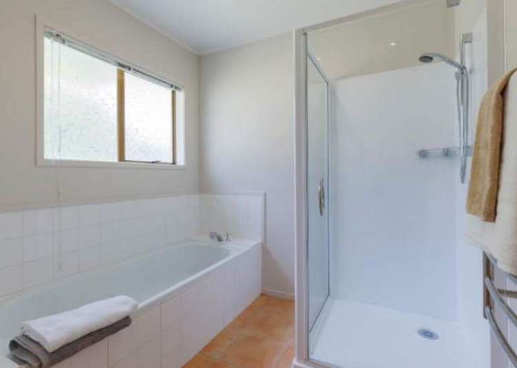 14B Hollyhock Place Browns Bay_8