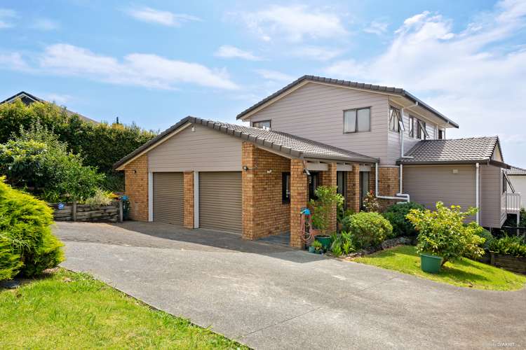 79 Bradbury Road Botany Downs_0