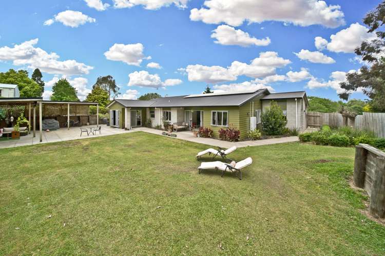 House and lawn at 1/625 Peacockes Road · archived listing