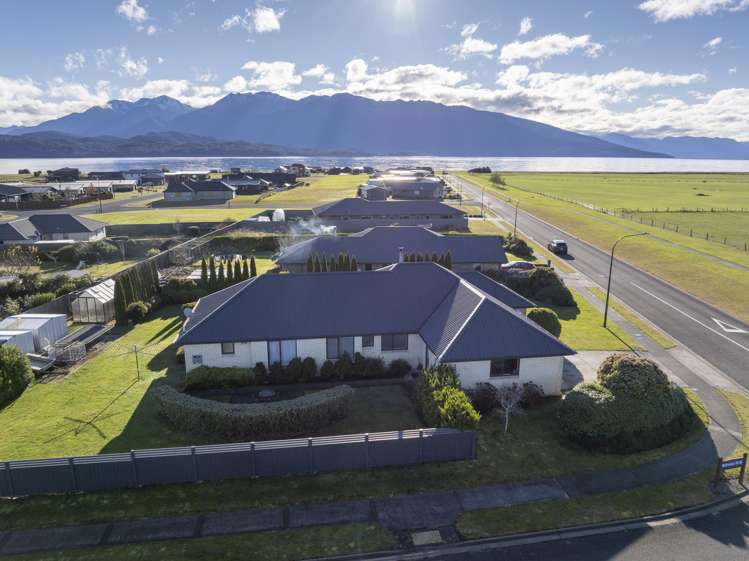 21 South Arm Drive Te Anau_36