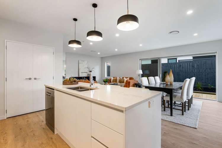 6 Tipu Crescent Milldale_14