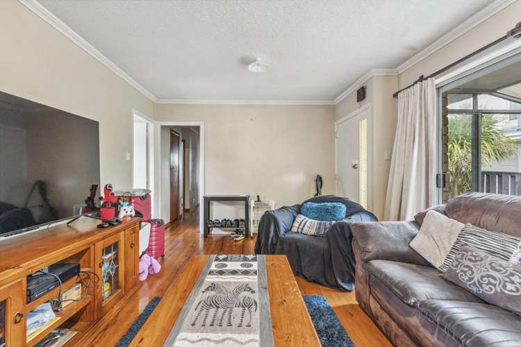 82 Fitzroy Avenue 2742_4