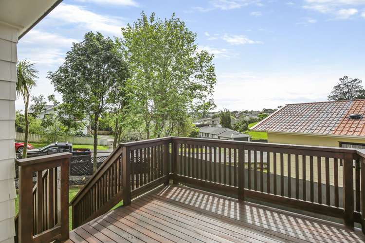 13 Maywood Crescent Glen Eden_9